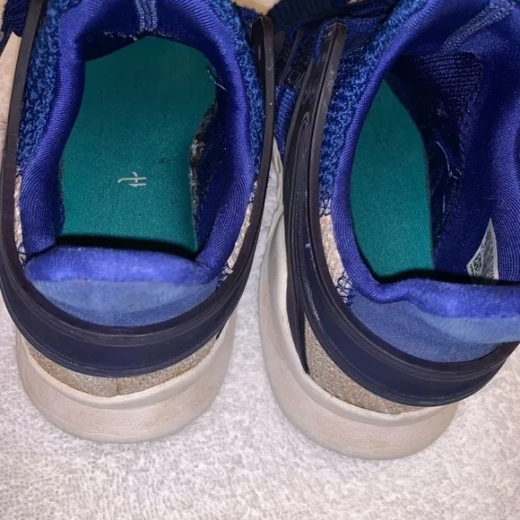 Adidas equipment sneakers kids size - US 4