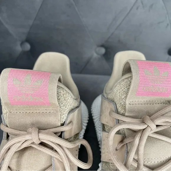 Adidas Prophere Trace Khaki Sneakers Men’s size 6 Women’s 7