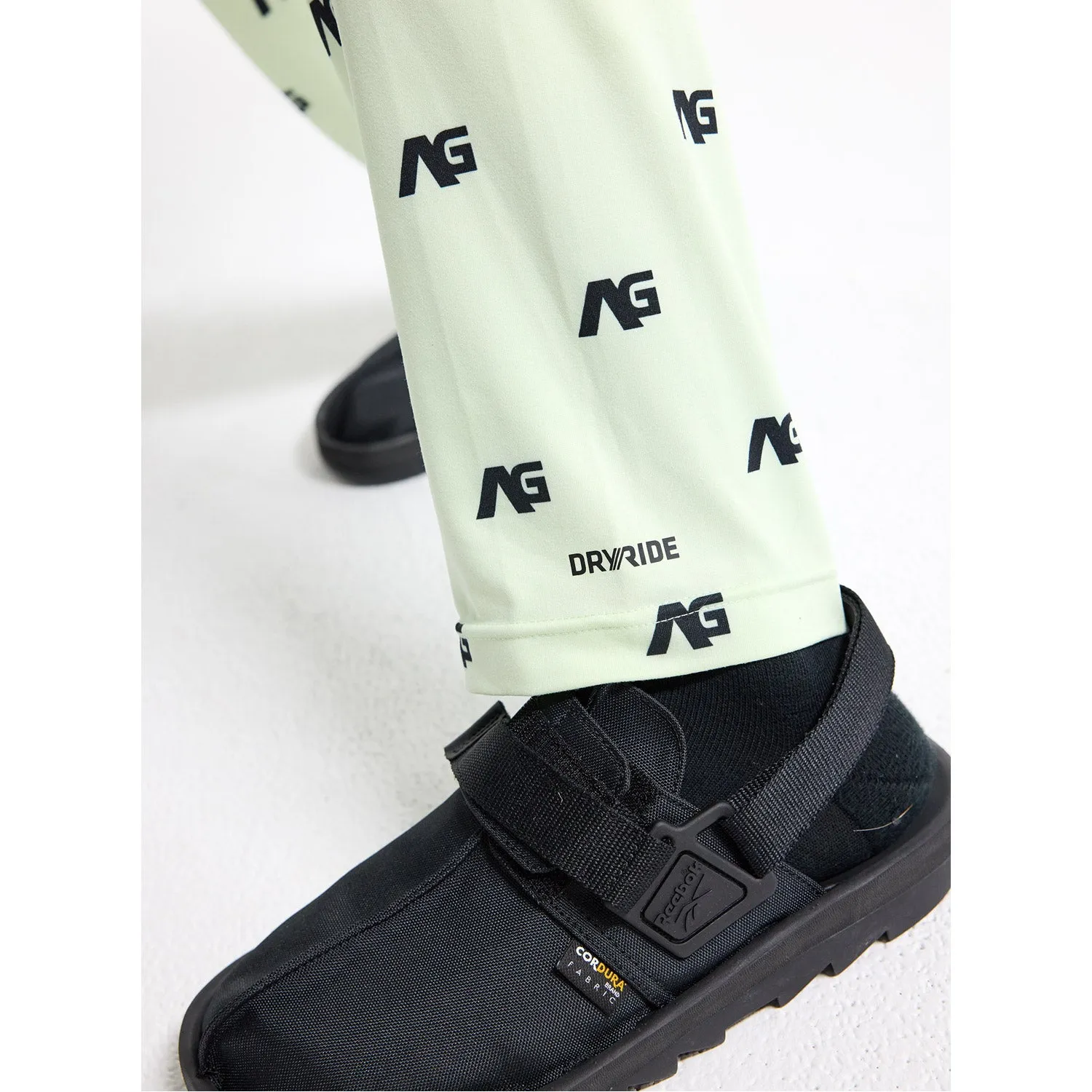 AG Farside Midweight Pants