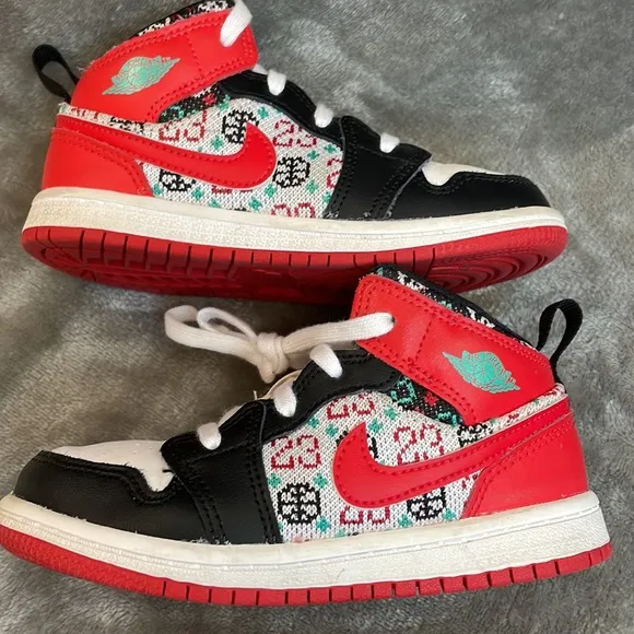 AIR JORDAN 1 MID UGLY CHRISTMAS SWEATER