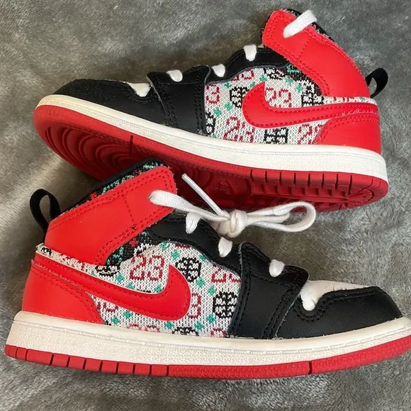 AIR JORDAN 1 MID UGLY CHRISTMAS SWEATER
