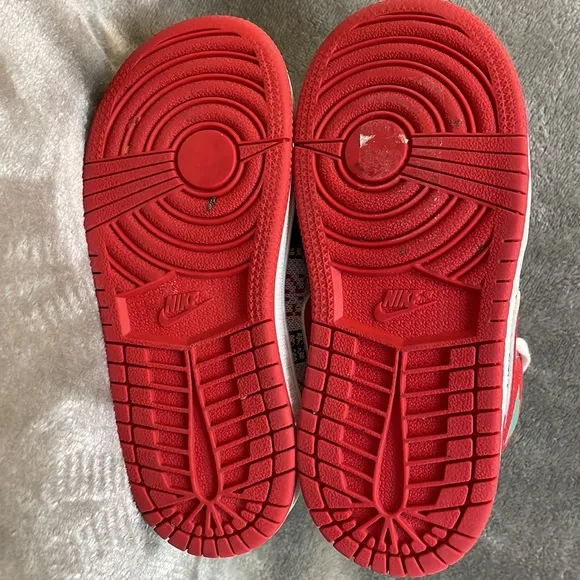 AIR JORDAN 1 MID UGLY CHRISTMAS SWEATER