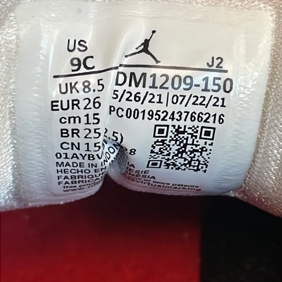 AIR JORDAN 1 MID UGLY CHRISTMAS SWEATER