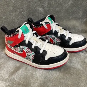 AIR JORDAN 1 MID UGLY CHRISTMAS SWEATER