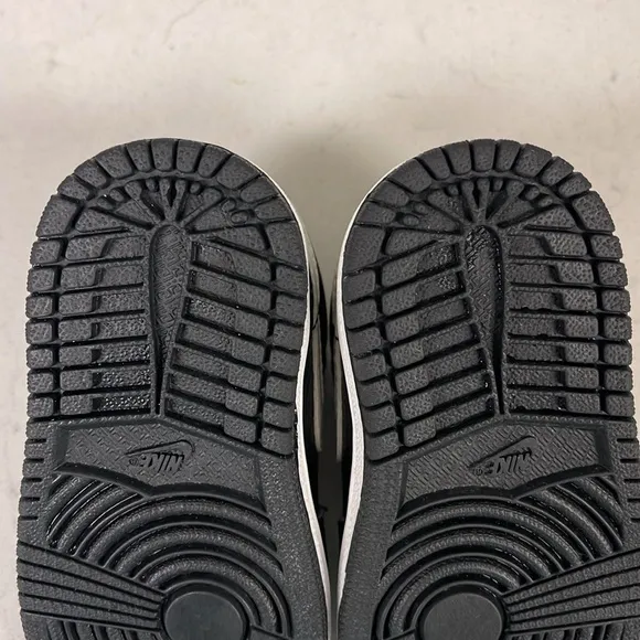 Air Jordan J Man Slip-On For Boys Black Elephant Print 364704-011 Size 4C