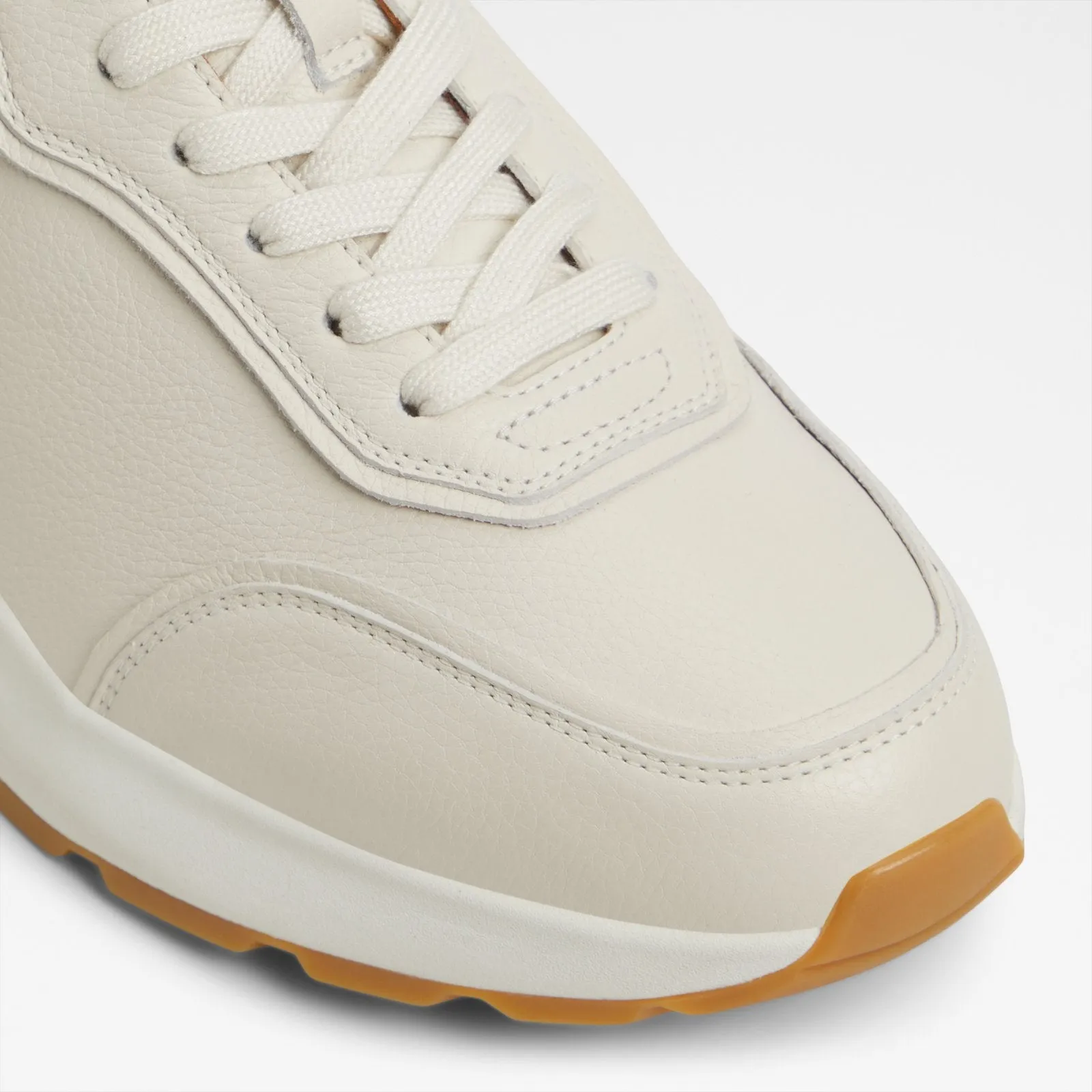 Alessio / Sneakers