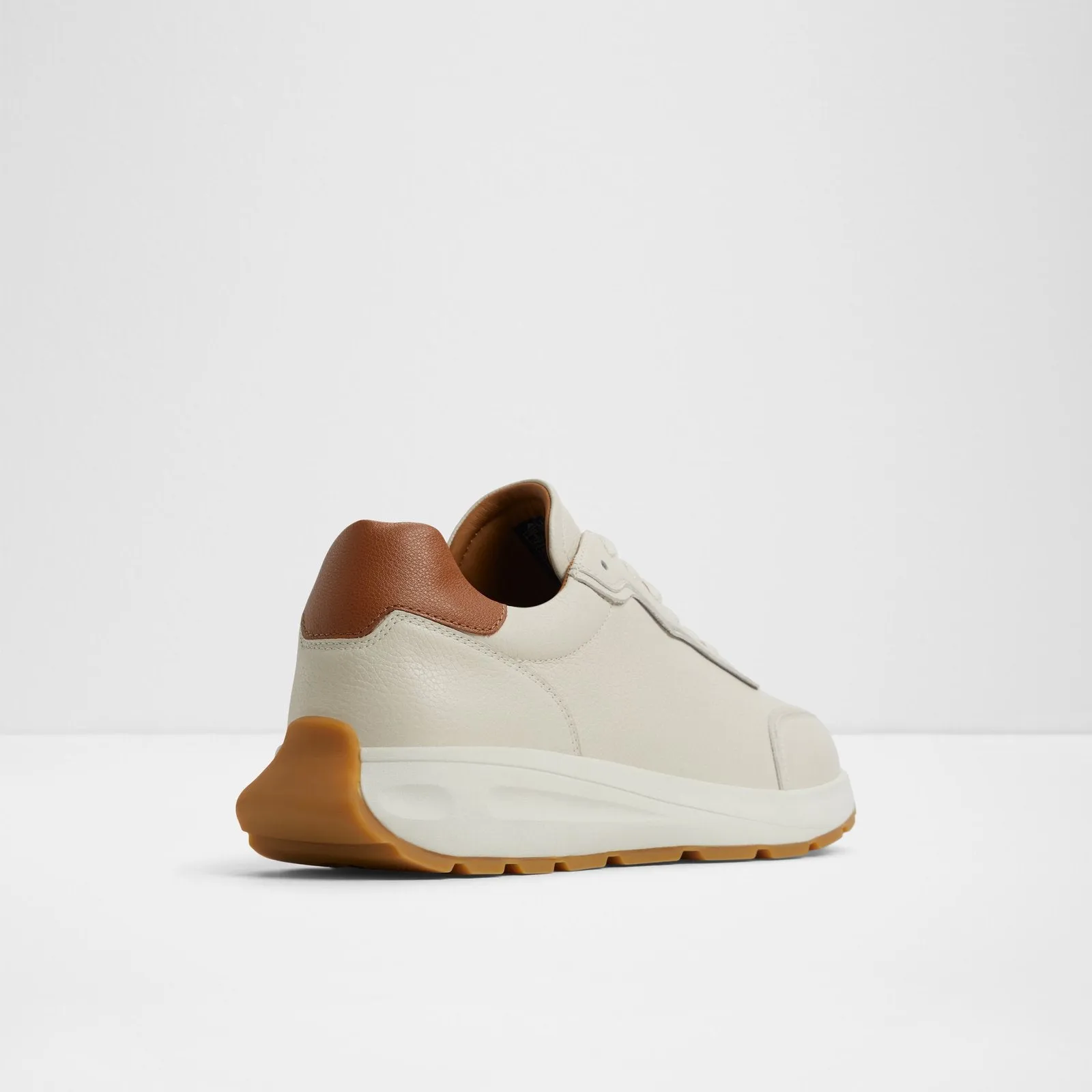 Alessio / Sneakers