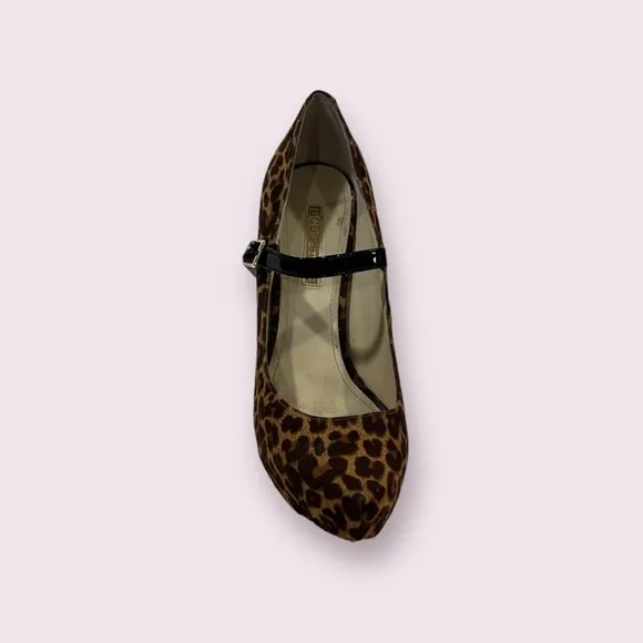 BCBGeneration Cheetah print high heels size 7.5