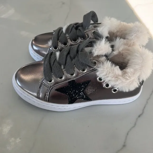 Brand new HOO fur lines metallic sneakers with sparkles size 10-HOO runs small