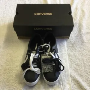 CONVERSE KIDS BREAKPOINT LEATHER SNEAKERS