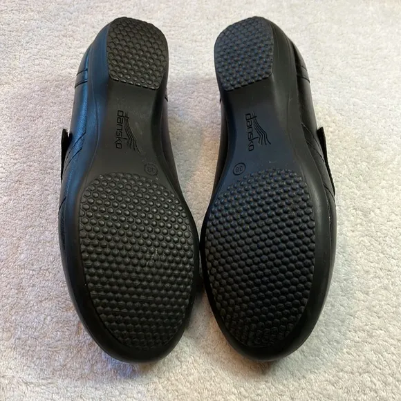 Dansko Franny black leather clogs
