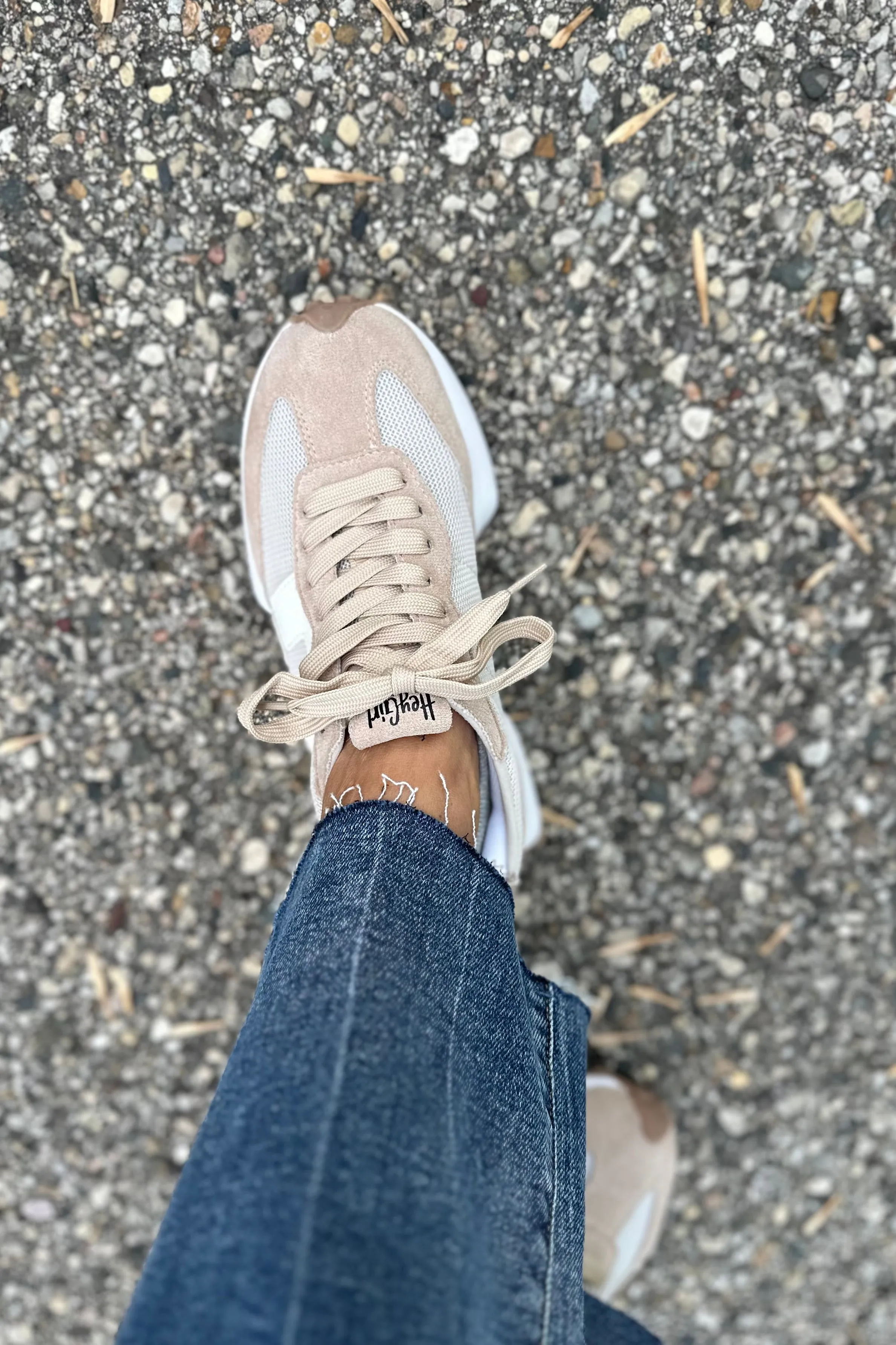 Joanie Sneaker
