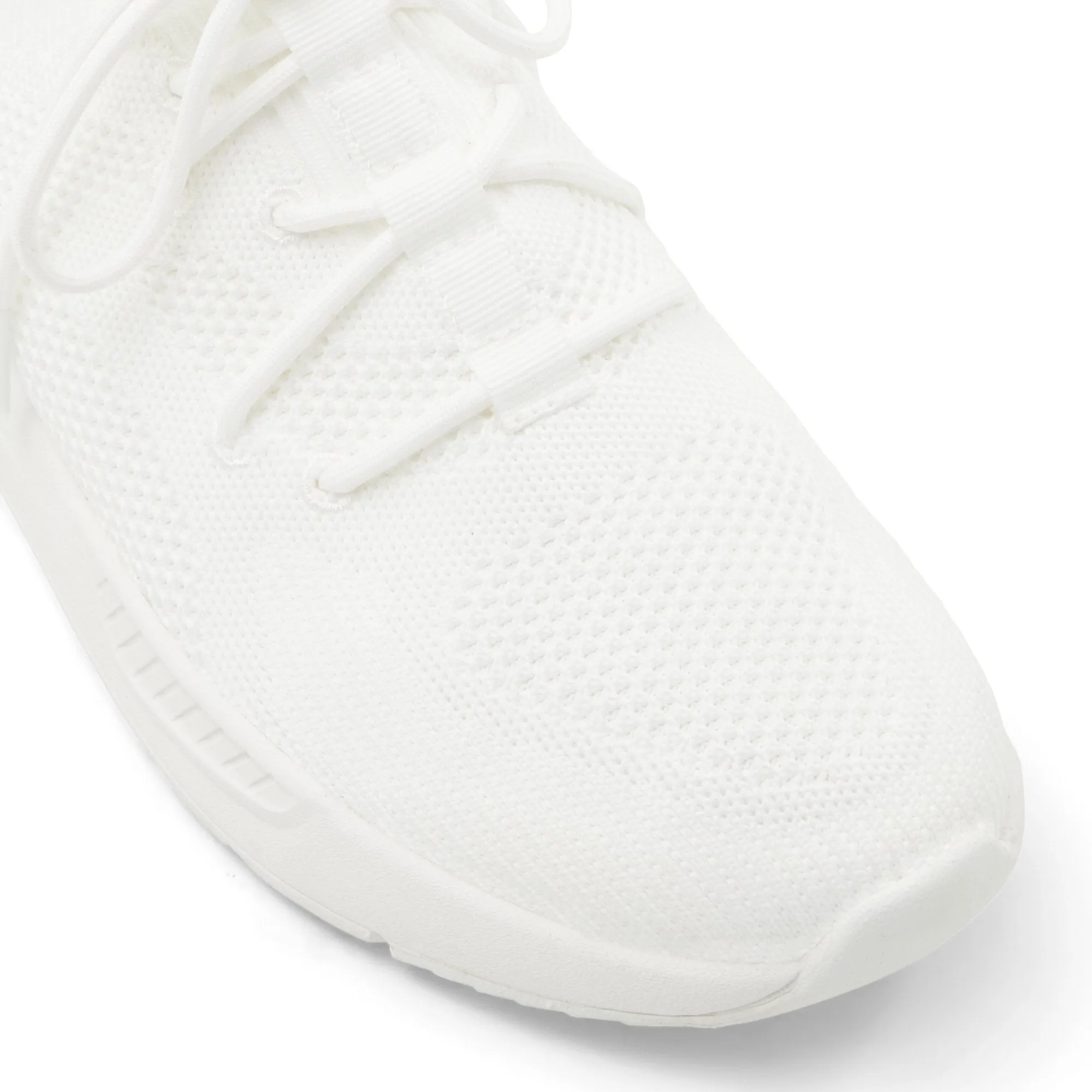Lancer / Sneakers