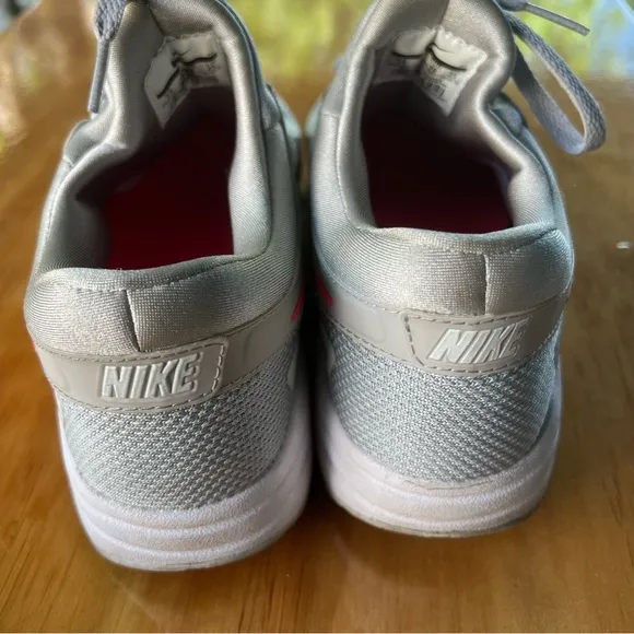 Nike Air Max Zero Essential Gray Pink Sneakers Size 7Y