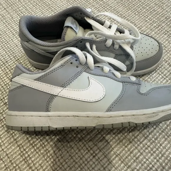 Nike Kids Gray and white Dunks low