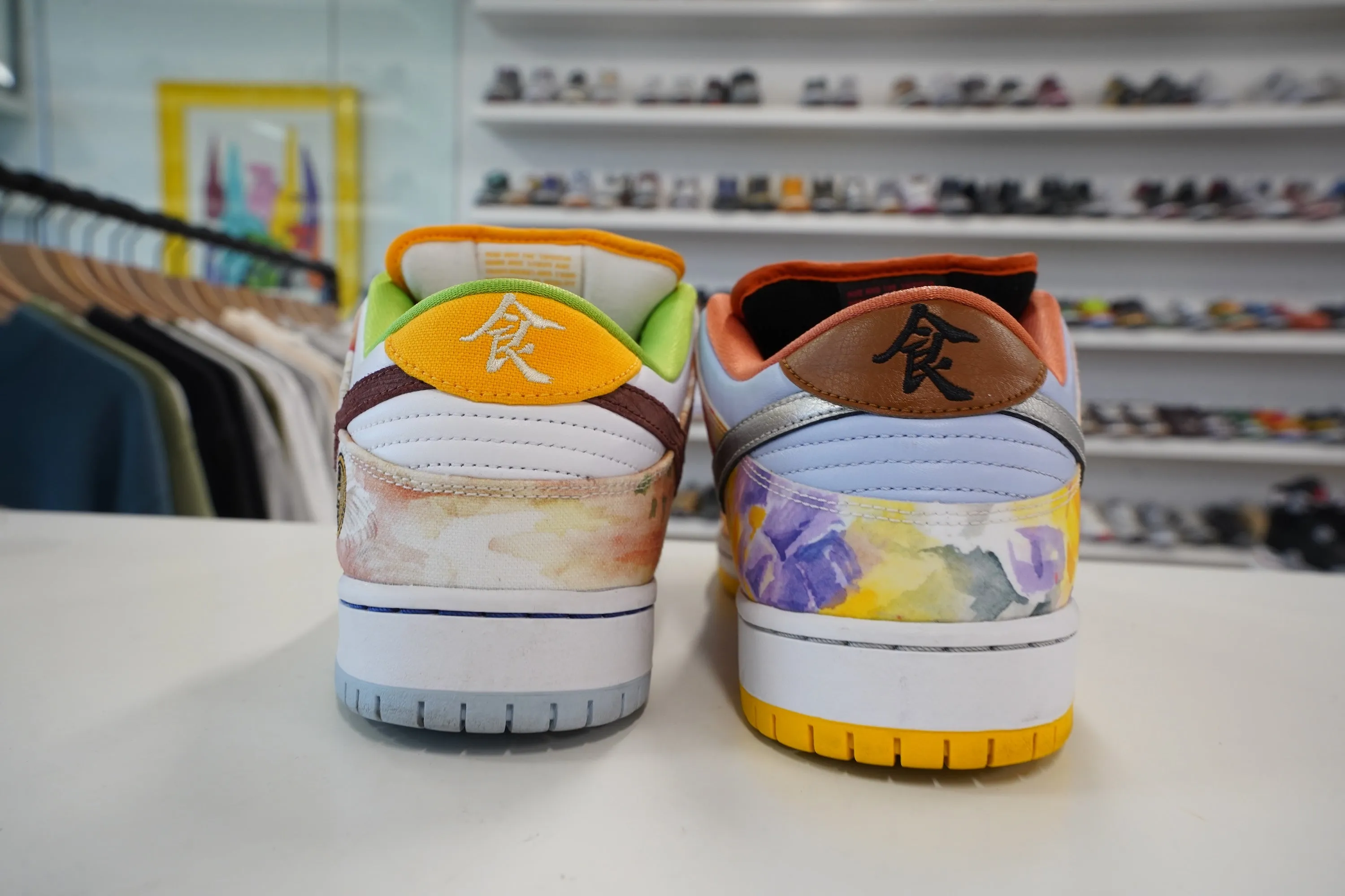 Nike SB Dunk Low Street Hawker