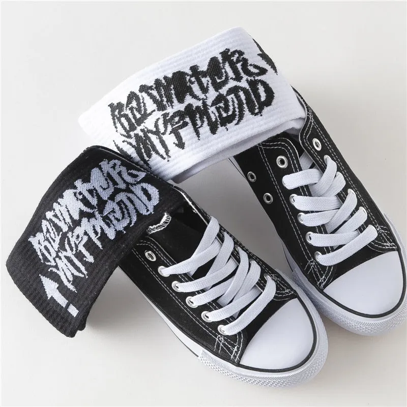 "STREET REBEL"  Chaussettes Blanches Montantes Streetwear - URB1™