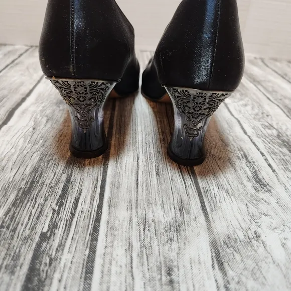 Salvatore‎ Ferragamo heels