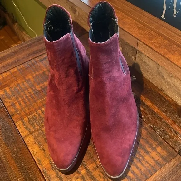 Stephane Kelian Paris burgundy wine suede booties