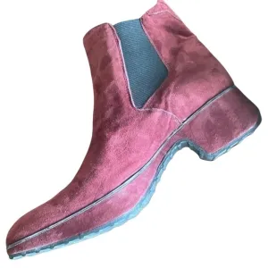 Stephane Kelian Paris burgundy wine suede booties