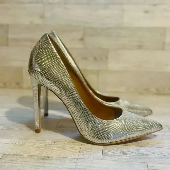 Steve Madden Silver Heels