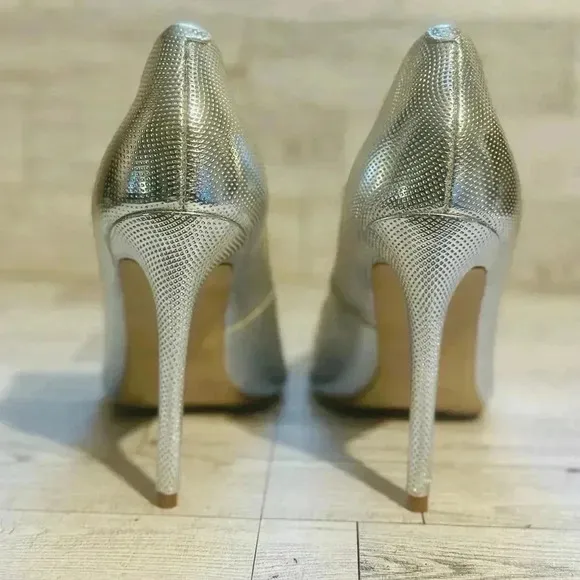 Steve Madden Silver Heels