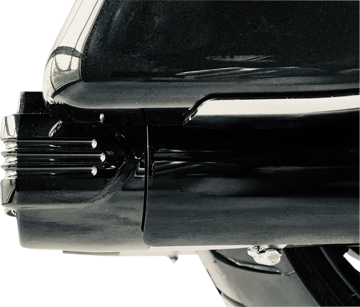 SuperTrapp 140-68228 4in. Stout CVO Slip-On Mufflers