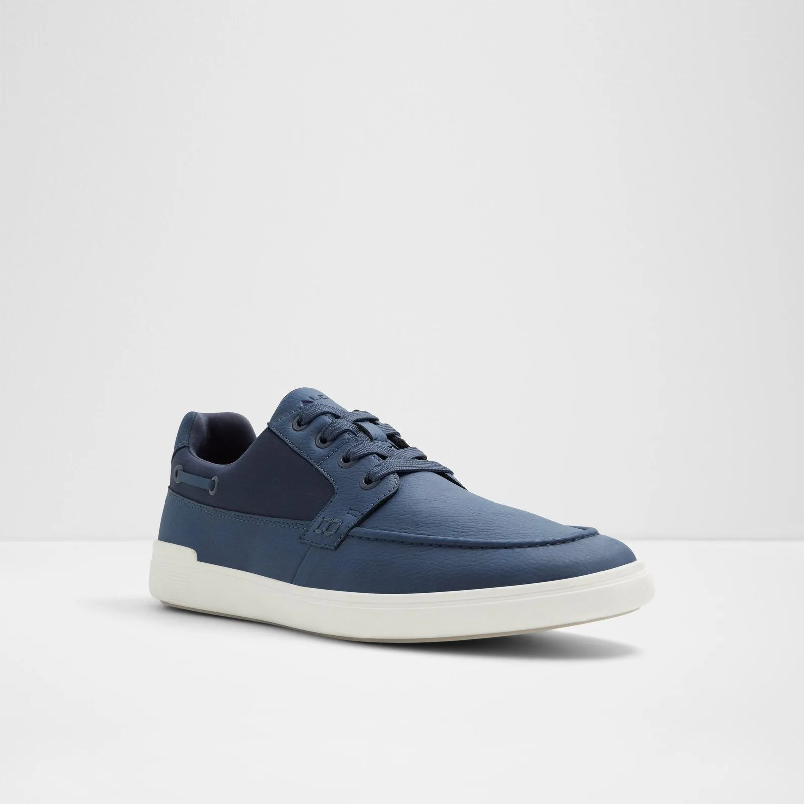 Tazz / Sneakers