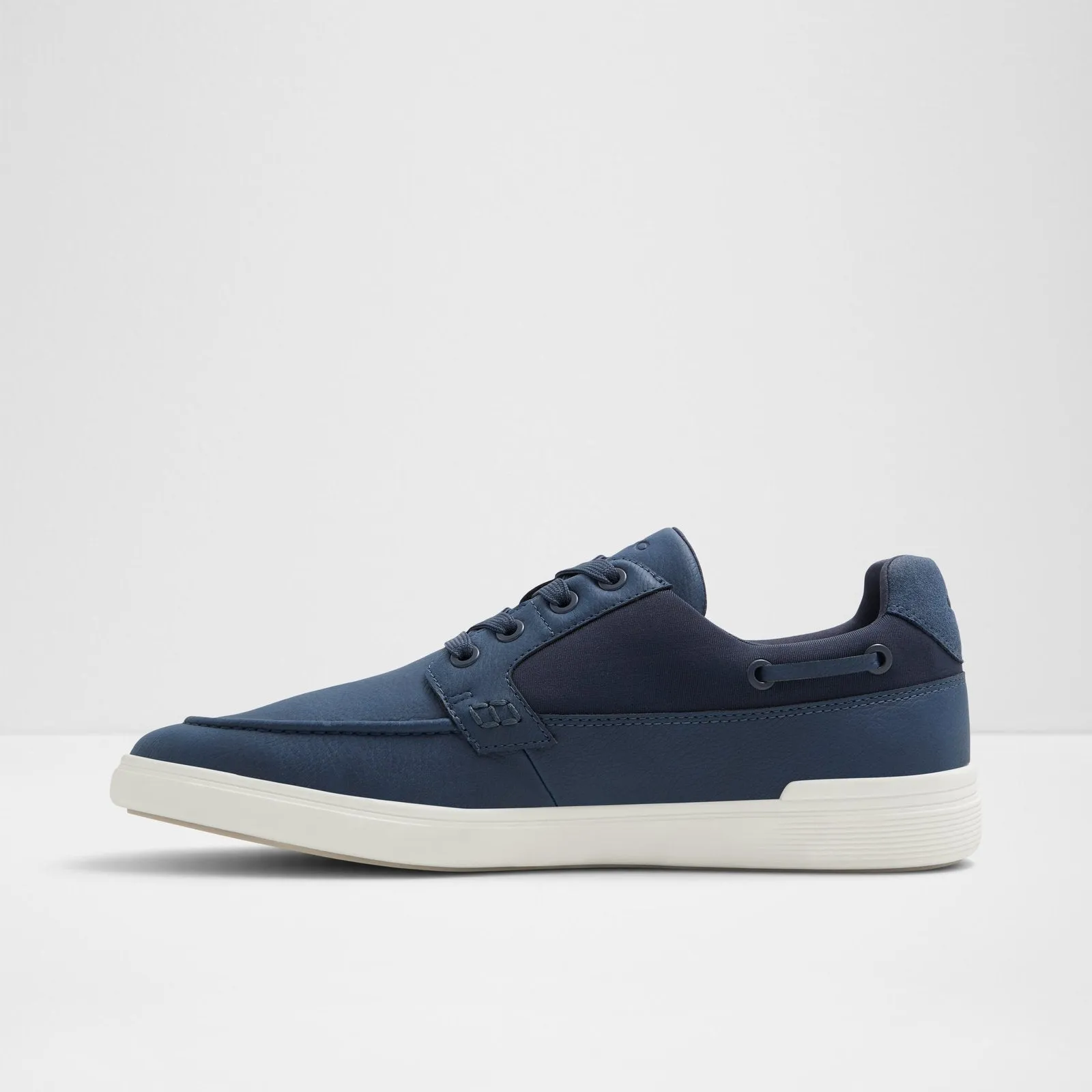 Tazz / Sneakers
