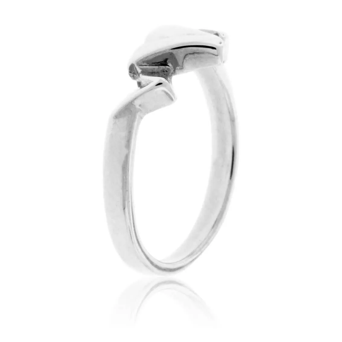 Three Diamond Mountain Ring