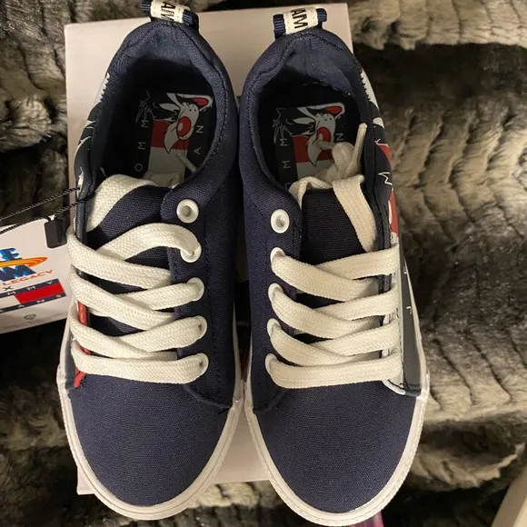 Tommy Hilfiger Space Jams Sneakers Size 12 Boy/Girl NIB