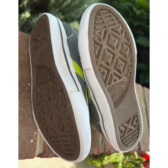 Youth Grey &amp; Green Converse Allstars— 12